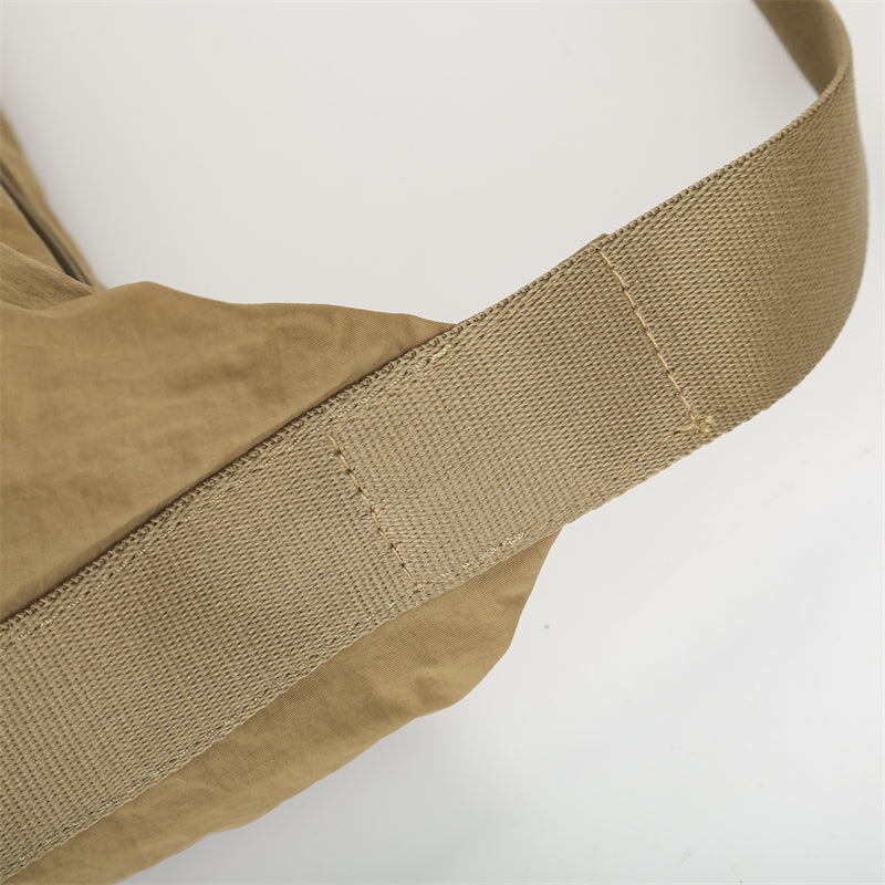 Unisex Crossbody MCB24T18