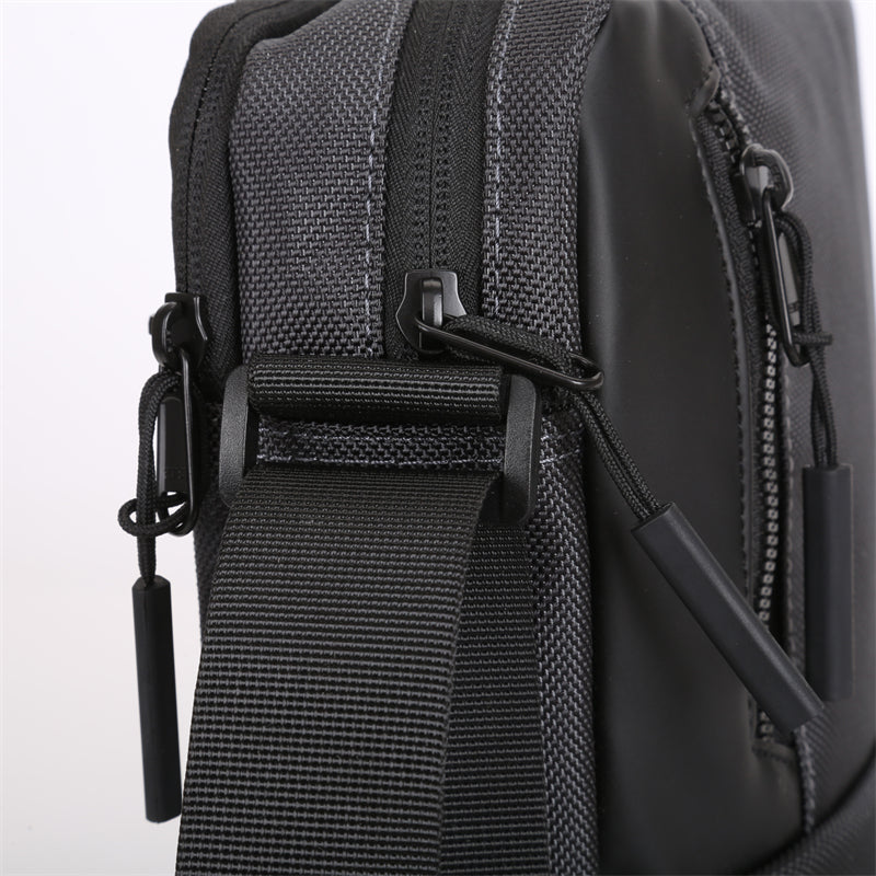Men's Crossbody MCB24C75