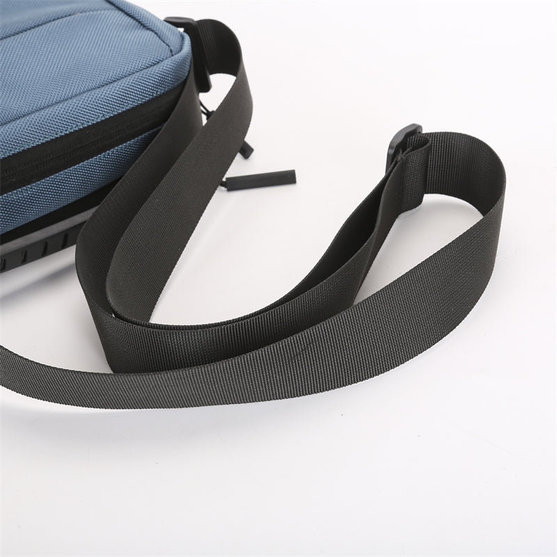 Men's Crossbody MCB24C76