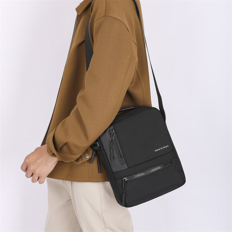 Men's Crossbody MCB24C75