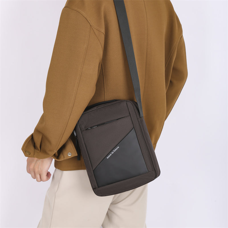 Men's Crossbody MCB24C76