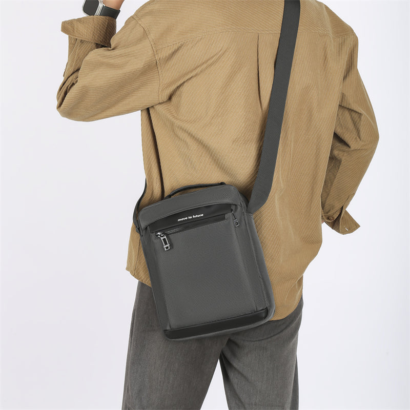 Men's Crossbody MCB24C80