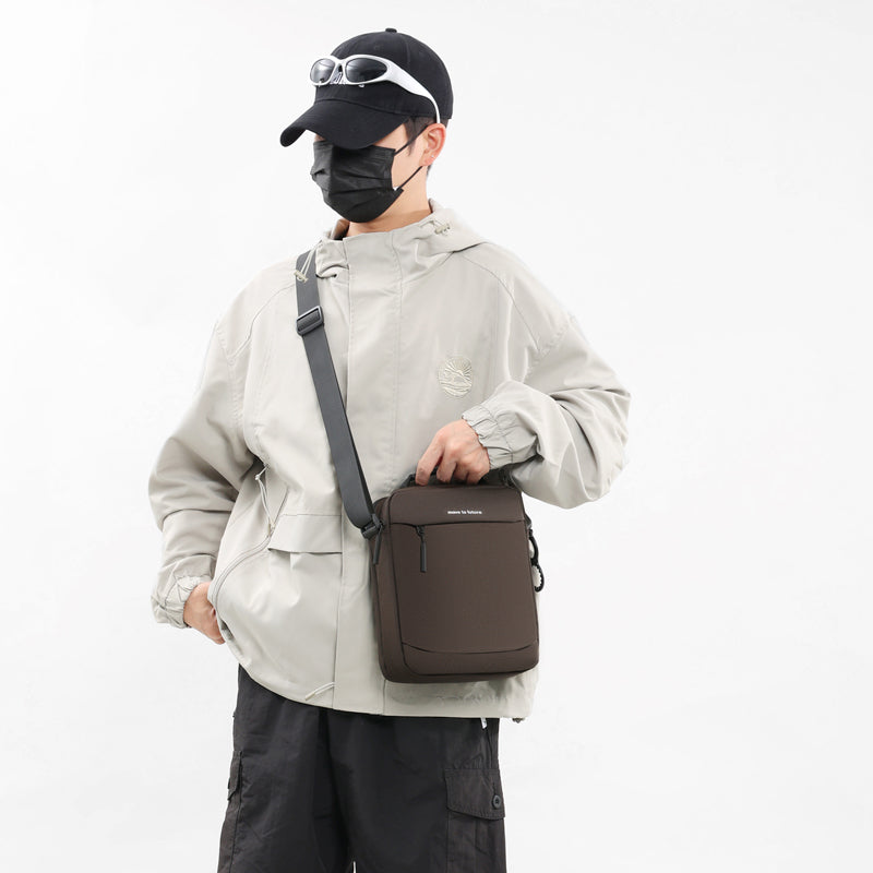 Men's Crossbody MCB24C85
