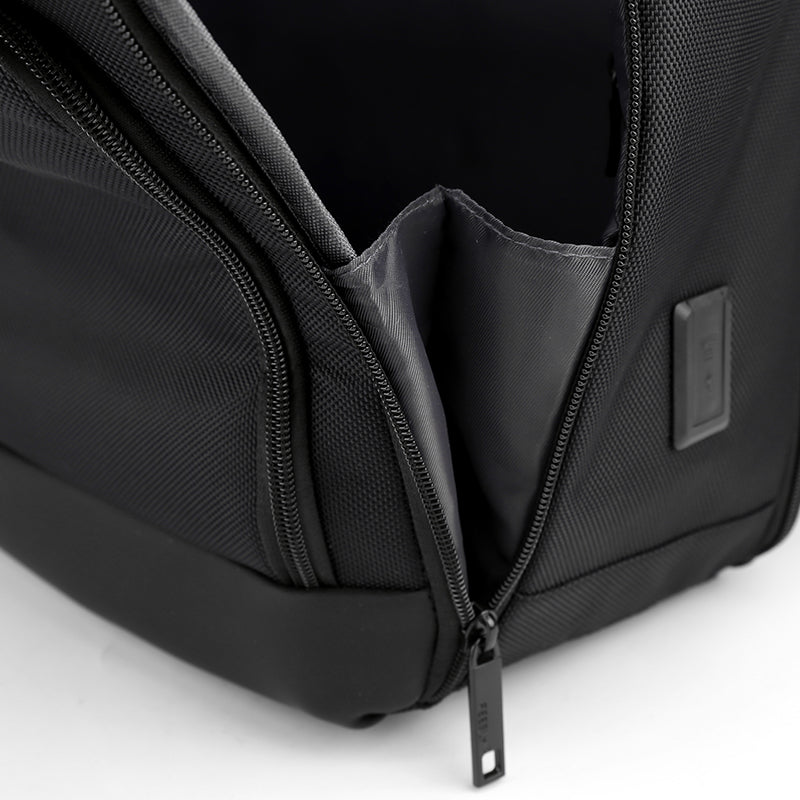 Men's Backpacks MBP25C40