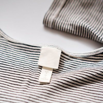 Woven labels